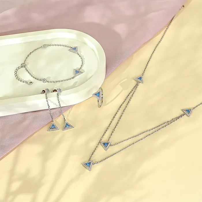 Radiance Triangular Jewellery Set