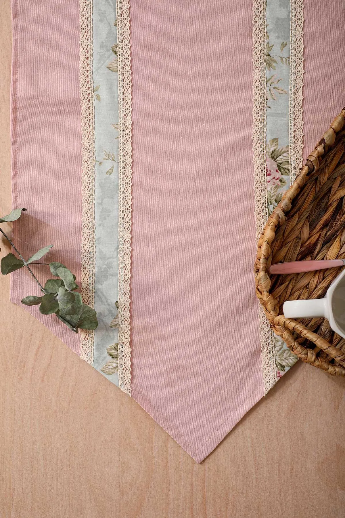 Trimmed Linen Textured Fabric Table Runner with Lace Embroidery 30x90 cm Table Cloth for Home Kitchen Decorations Parties Holidays,R-27K