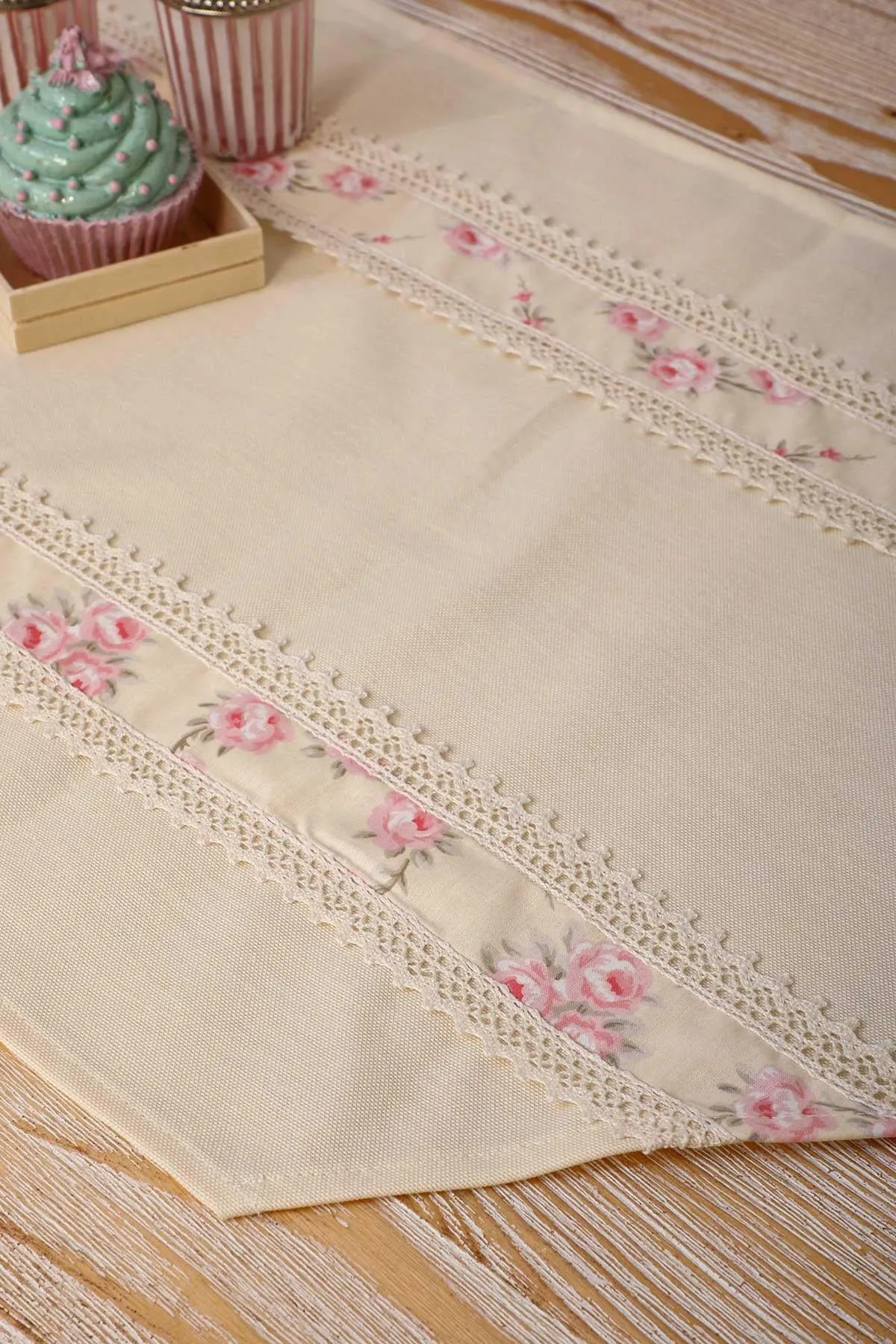Trimmed Linen Textured Fabric Table Runner with Lace Embroidery 30x90 cm Table Cloth for Home Kitchen Decorations Parties Holidays,R-27K